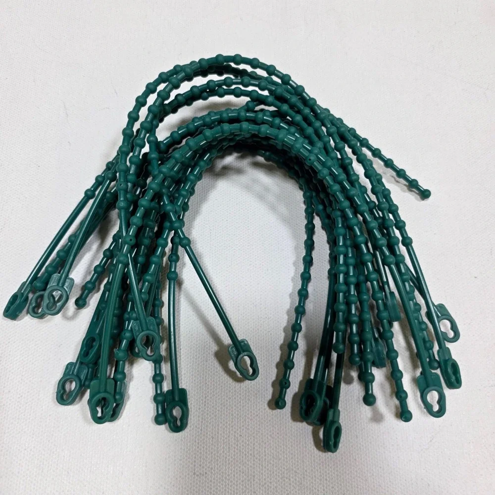Holiday Living Adjustable Garland Ties 20 ct Green Indoor Outdoor 7202220GLO